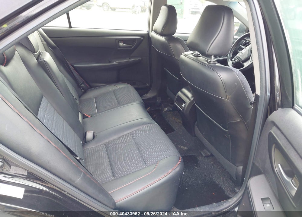 2015 TOYOTA CAMRY SE VIN: 4T1BF1FK1FU060629