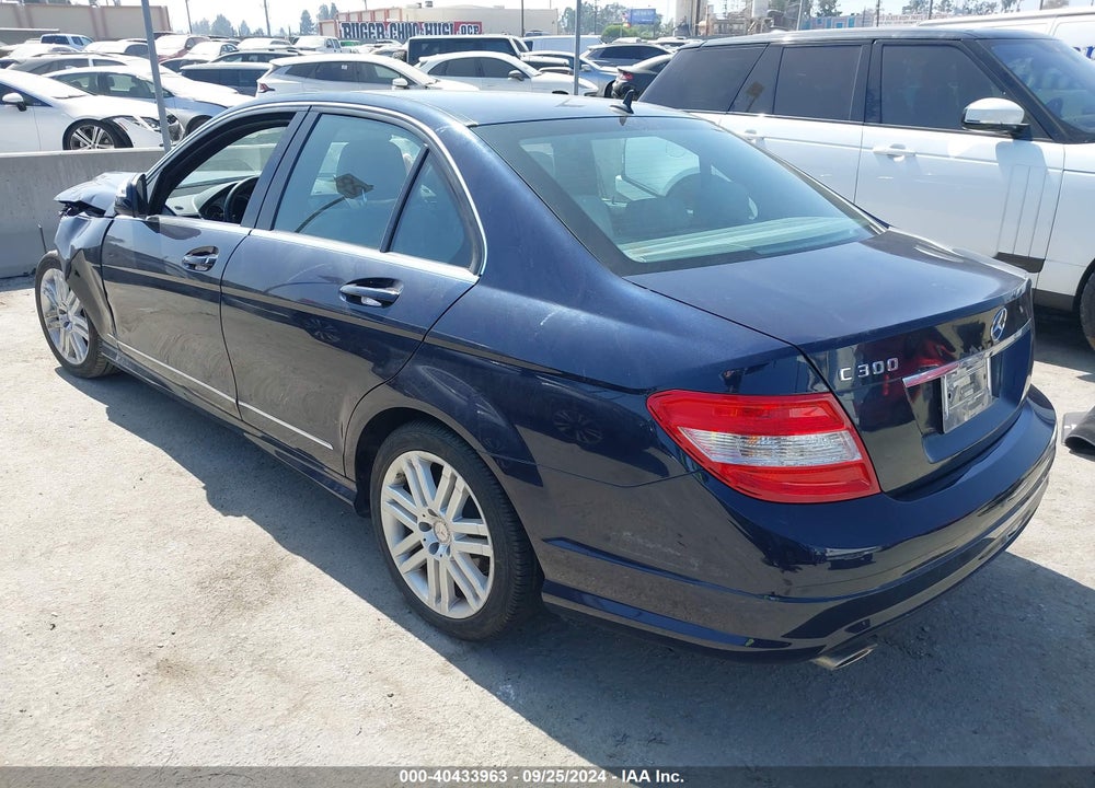2008 MERCEDES-BENZ C 300 VIN: WDDGF54X18R023284