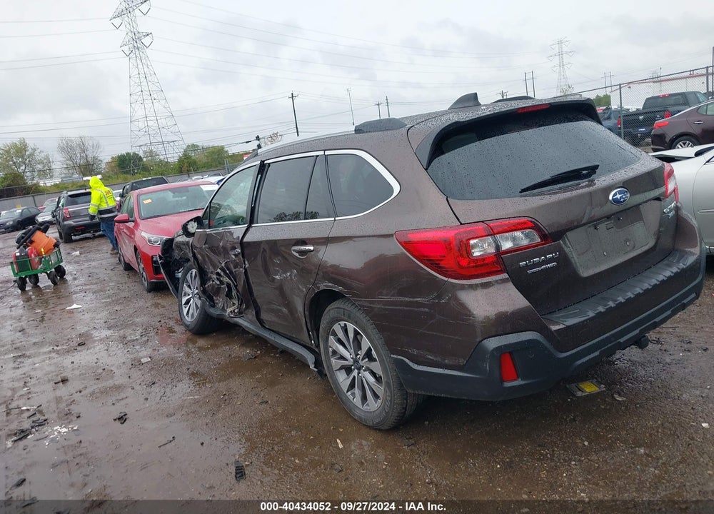 2019 SUBARU OUTBACK 3.6R TOURING VIN: 4S4BSETC2K3395155