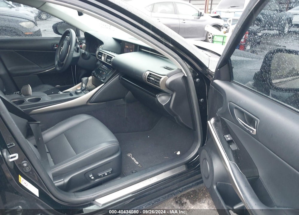 2014 LEXUS IS 250 VIN: JTHBF1D29E5038277