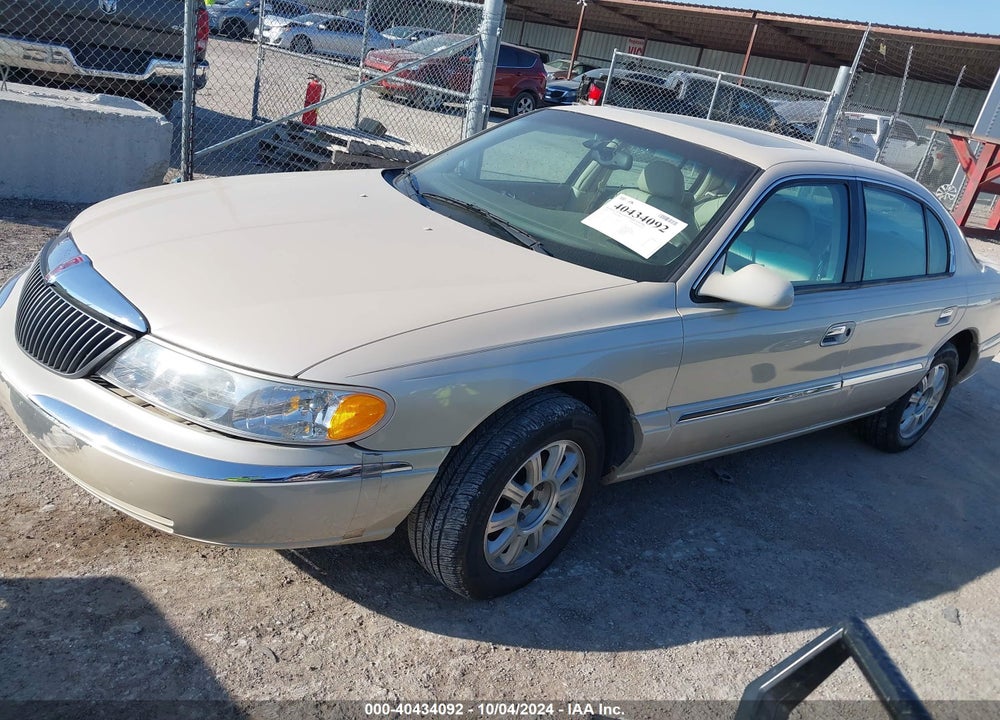 2000 LINCOLN CONTINENTAL VIN: 1LNHM97V2YY803057