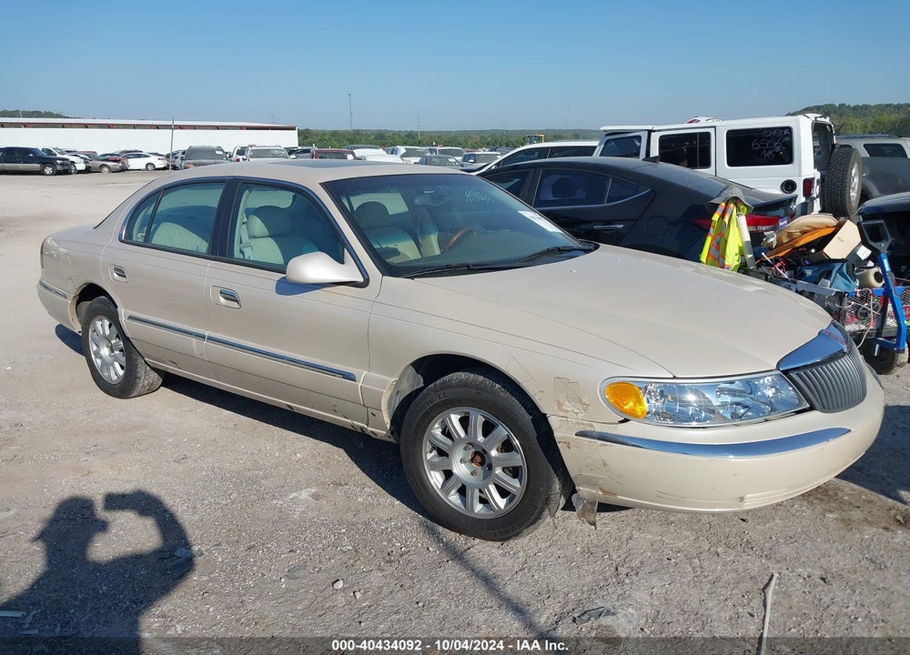 2000 LINCOLN CONTINENTAL VIN: 1LNHM97V2YY803057