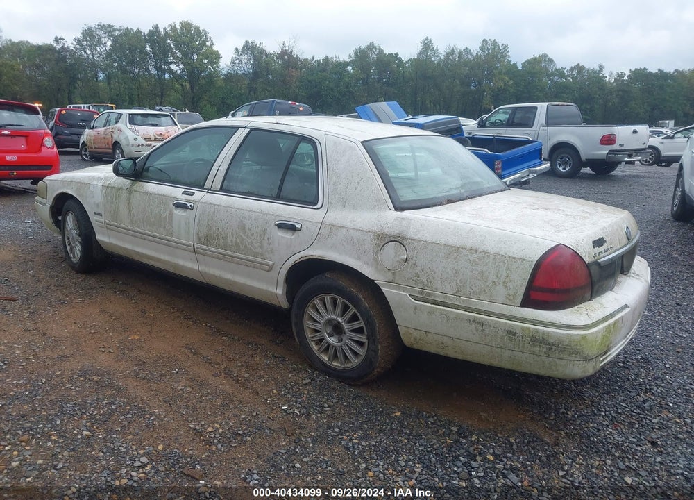 2009 MERCURY GRAND MARQUIS LS (FLEET ONLY) VIN: 2MEHM75V99X618936
