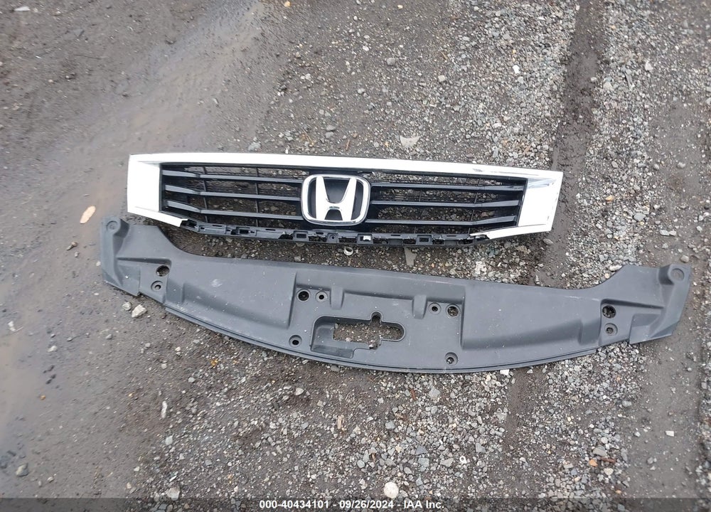 2009 HONDA ACCORD VIN: 1HGCP26389A144278