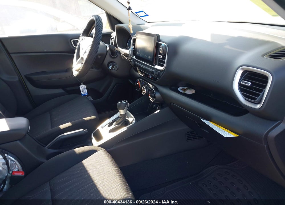 2024 HYUNDAI VENUE SE VIN: KMHRB8A38RU311248