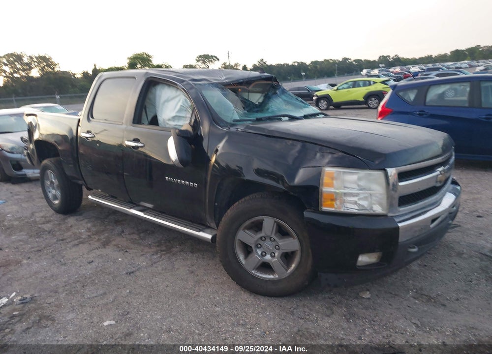2011 CHEVROLET SILVERADO 1500 LT VIN: 3GCPCSE0XBG332147