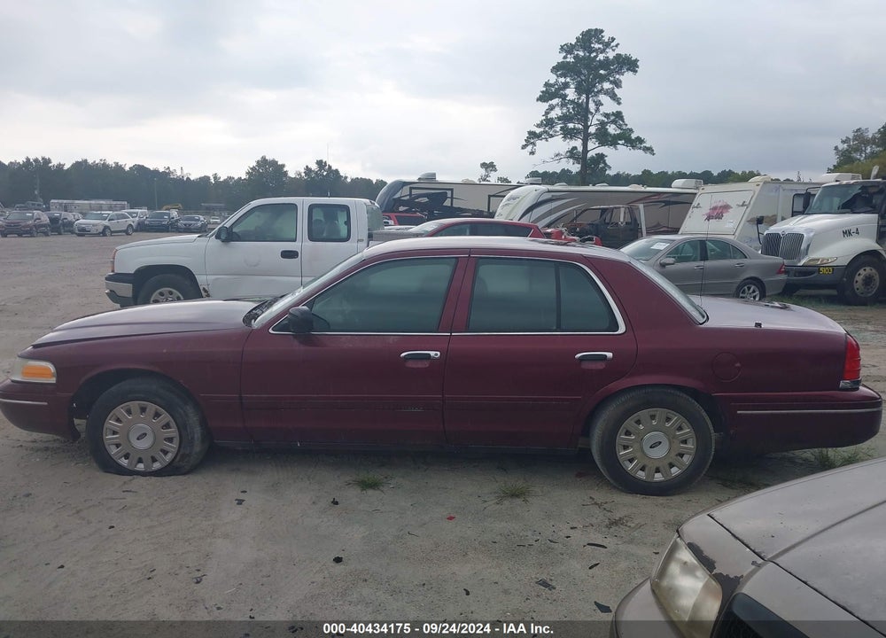 2005 FORD CROWN VICTORIA POLICE VIN: 2FAFP71W75X175782