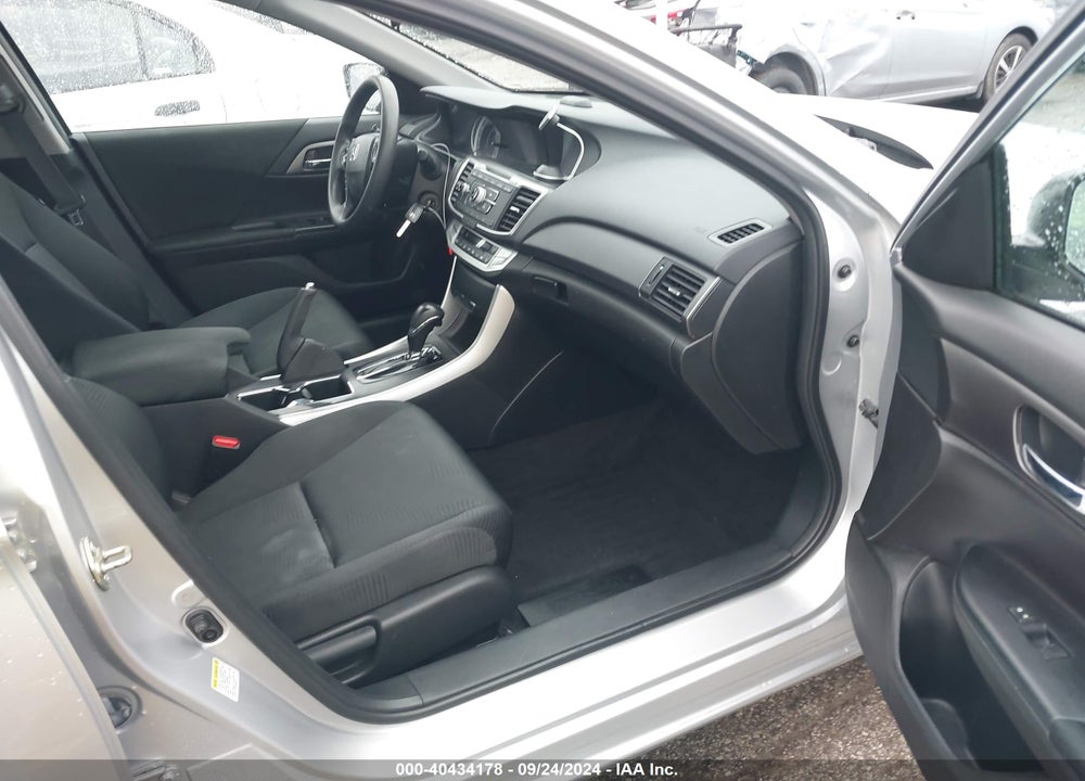 2015 HONDA ACCORD LX VIN: 1HGCR2F30FA023590