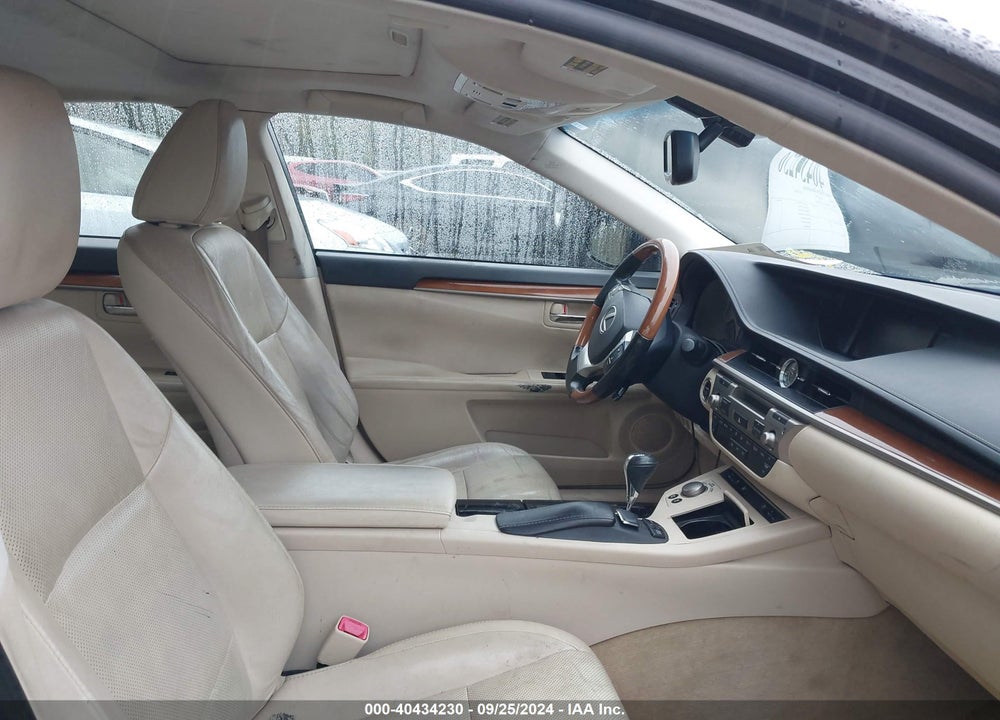 2014 LEXUS ES 300H VIN: JTHBW1GG5E2043131