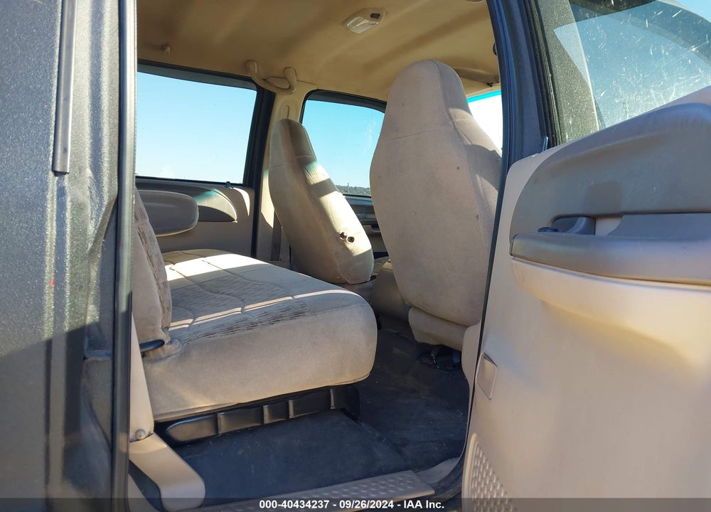 2000 FORD F-250 LARIAT/XL/XLT VIN: 1FTNW21FXYEB21815