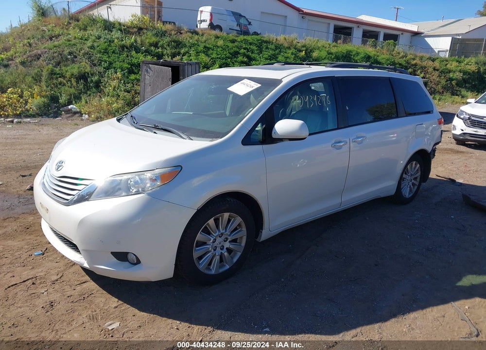 2011 TOYOTA SIENNA LIMITED VIN: 5TDDK3DC6BS004054