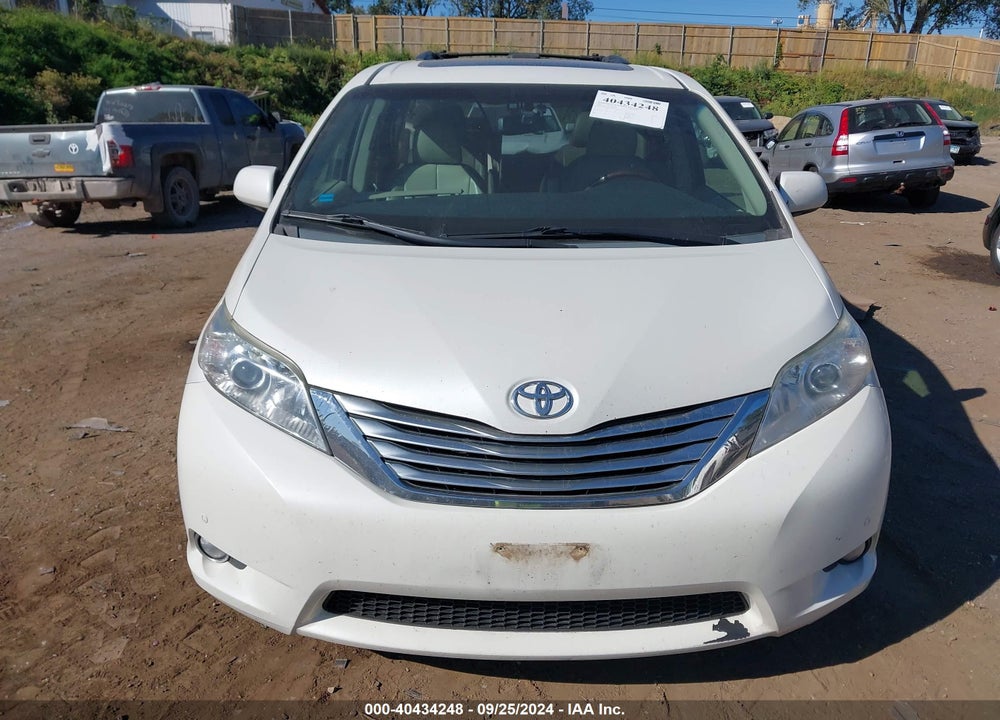 2011 TOYOTA SIENNA LIMITED VIN: 5TDDK3DC6BS004054