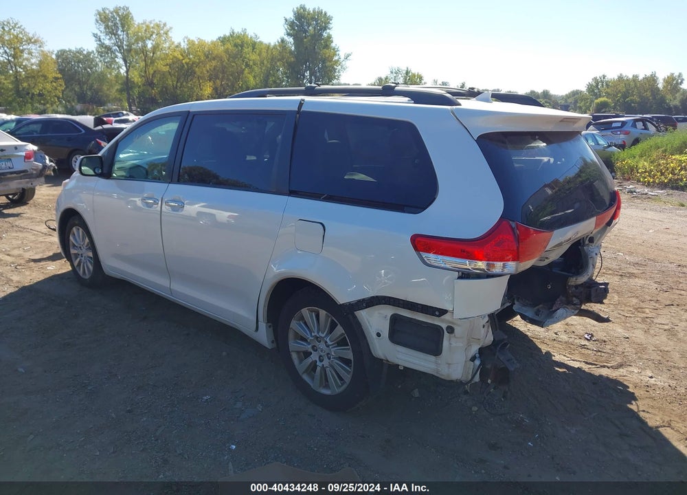 2011 TOYOTA SIENNA LIMITED VIN: 5TDDK3DC6BS004054