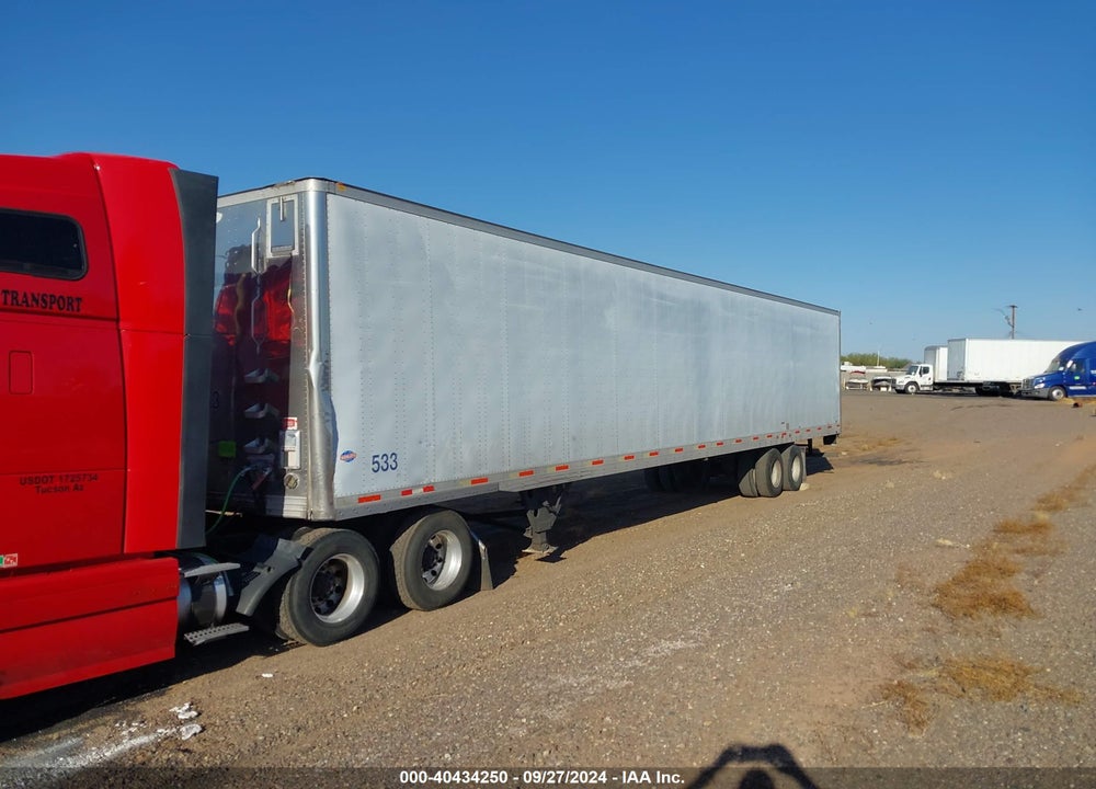 2006 UTILITY TRAILER MFG --- VIN: 1UYVS25386P703801