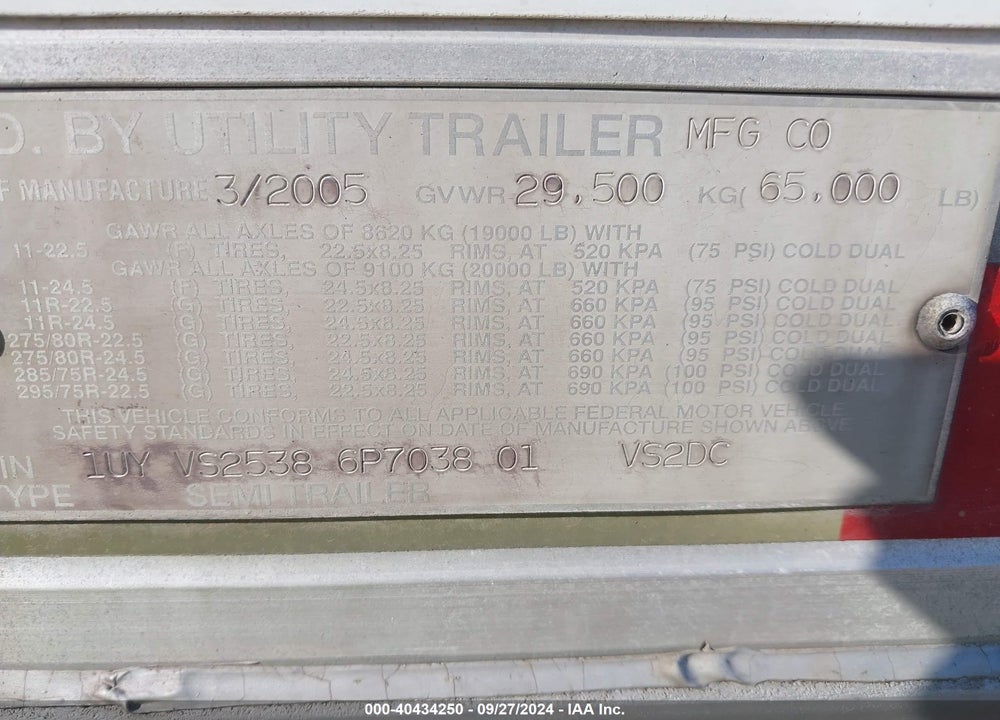 2006 UTILITY TRAILER MFG --- VIN: 1UYVS25386P703801