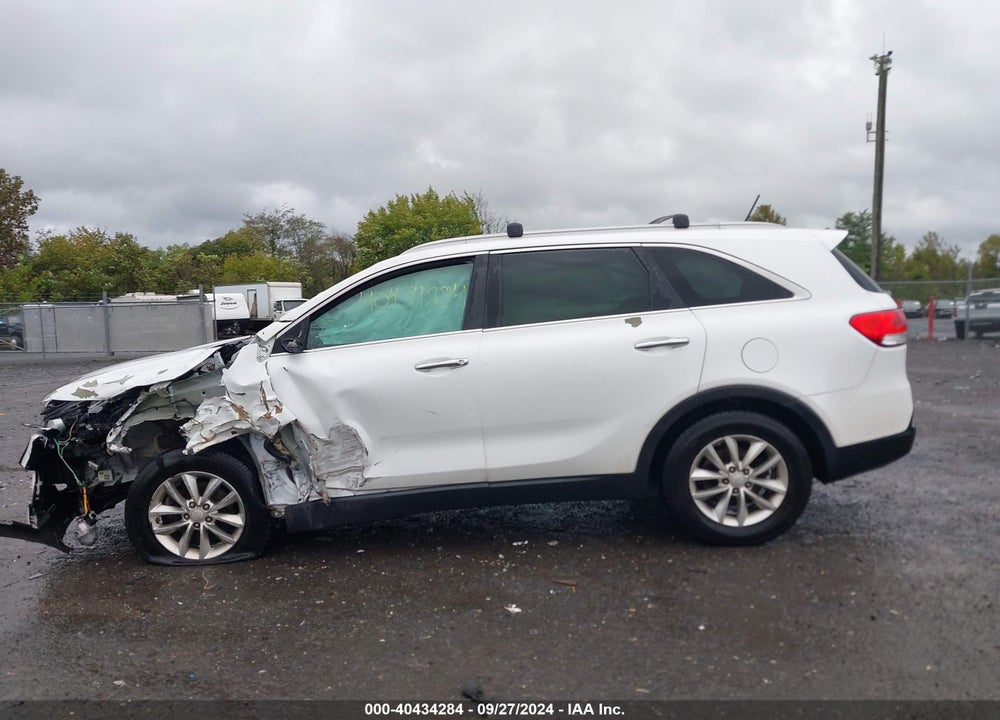 2016 KIA SORENTO 2.4L LX VIN: 5XYPG4A31GG077247