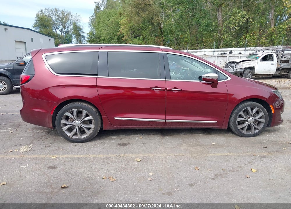 2018 CHRYSLER PACIFICA LIMITED VIN: 2C4RC1GG7JR186747