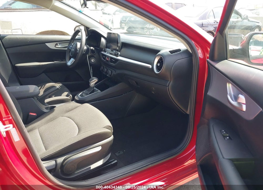 2024 KIA FORTE LXS VIN: 3KPF24AD3RE775605