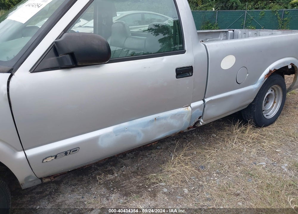 1997 CHEVROLET S-10 FLEETSIDE VIN: 1GCCS14X0V8184689