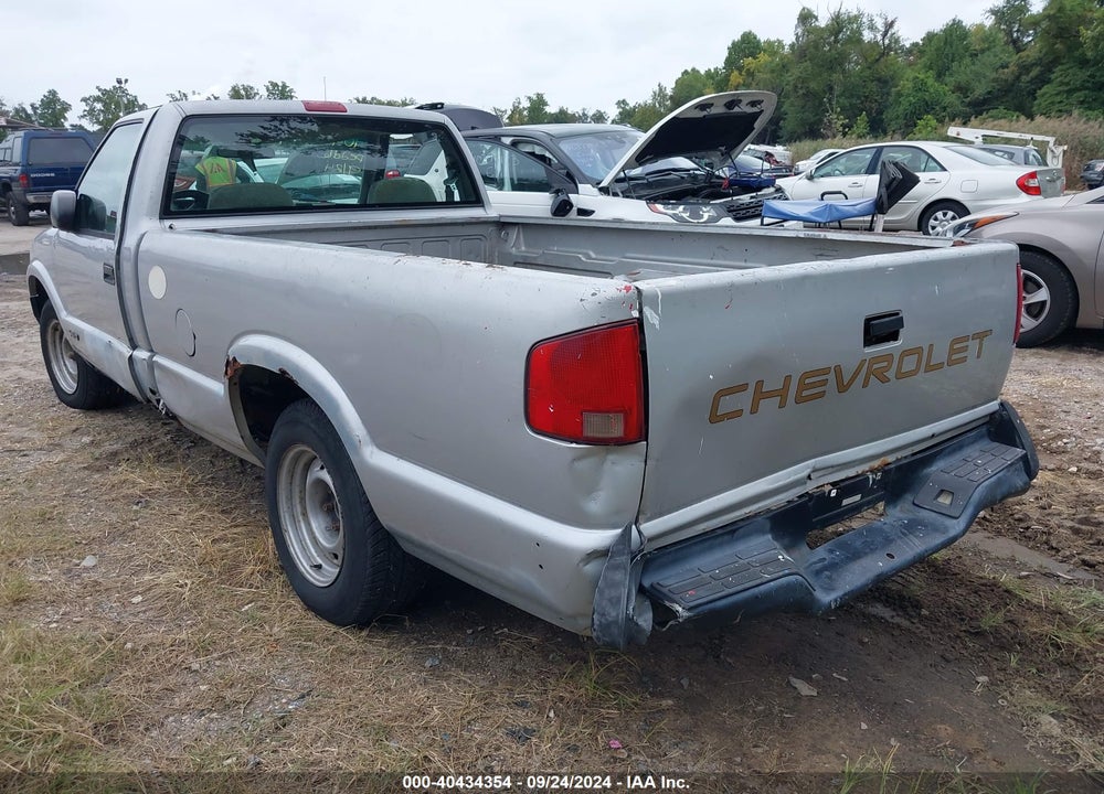 1997 CHEVROLET S-10 FLEETSIDE VIN: 1GCCS14X0V8184689