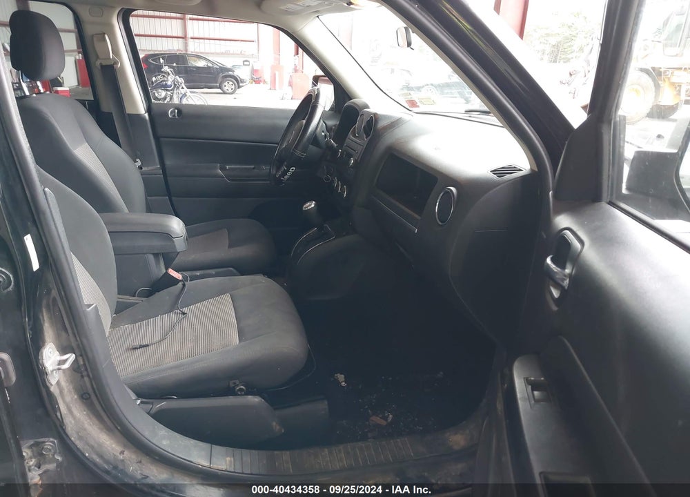 2014 JEEP PATRIOT SPORT VIN: 1C4NJRBB1ED924548