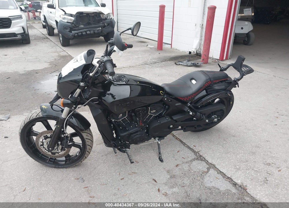 2024 INDIAN MOTORCYCLE CO. SCOUT ROGUE SIXTY ABS VIN: 56KMTC118R3200163