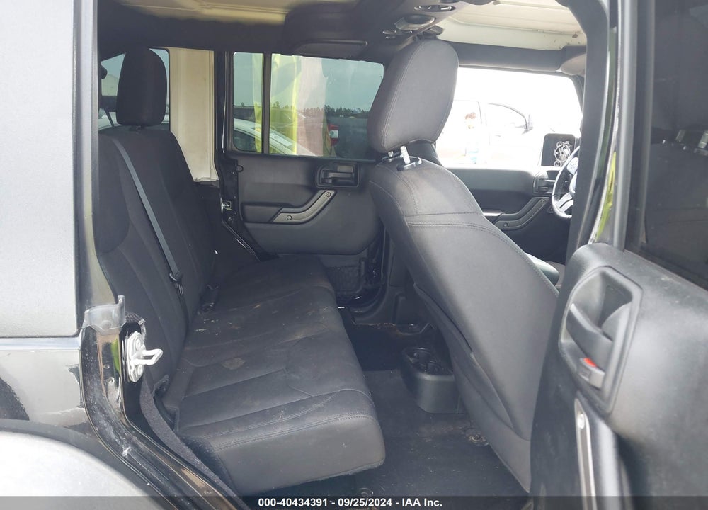 2018 JEEP WRANGLER JK UNLIMITED SPORT S 4X4 VIN: 1C4BJWDG8JL835375
