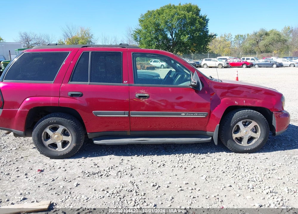 2002 CHEVROLET TRAILBLAZER LT VIN: 1GNDT13S522367843
