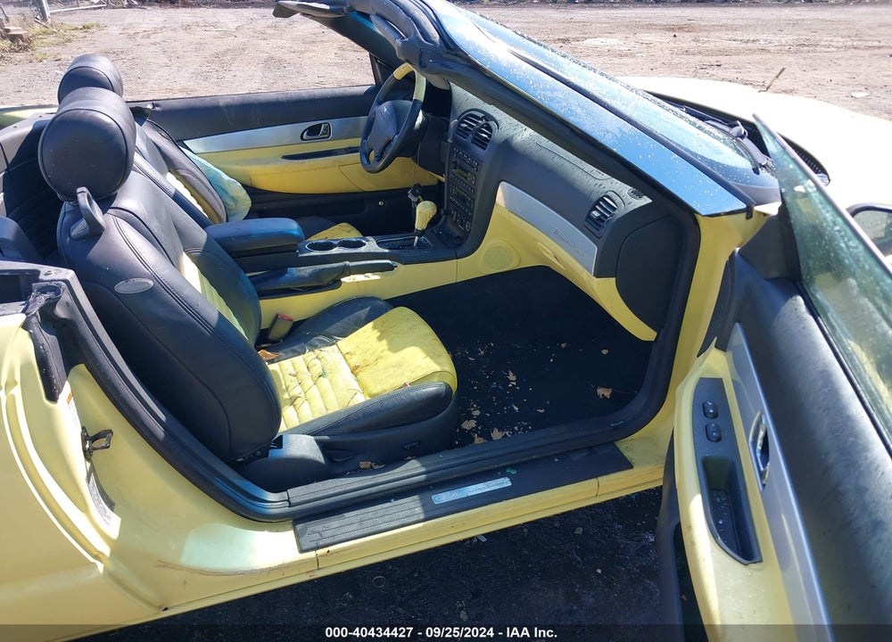 2002 FORD THUNDERBIRD VIN: 1FAHP60A52Y107405