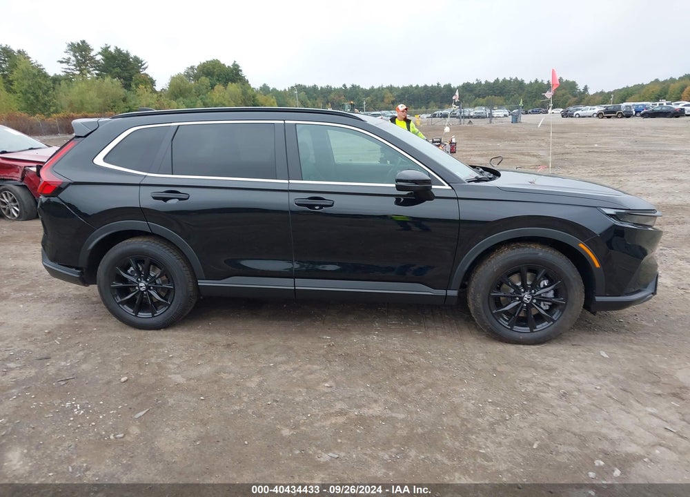 2025 HONDA CR-V HYBRID SPORT-L VIN: 7FARS6H82SE004669
