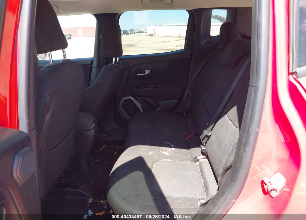 2015 JEEP RENEGADE LATITUDE VIN: ZACCJABT7FPC26322