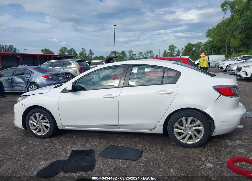 2012 MAZDA 3 I GRAND TOURING VIN: JM1BL1W80C1580108