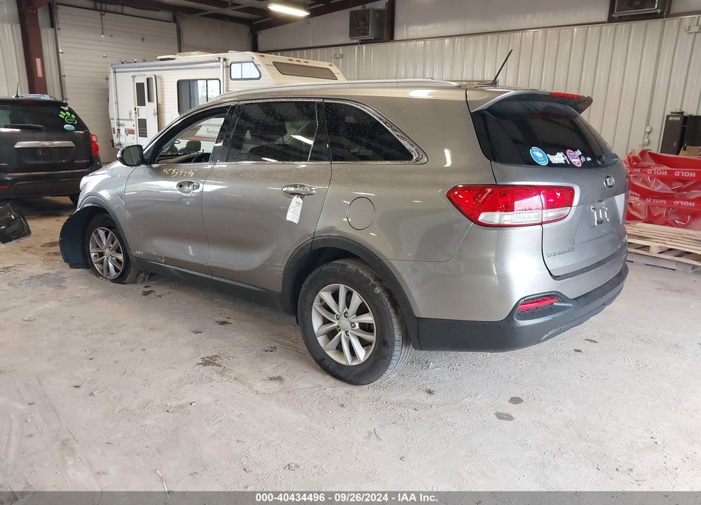 2017 KIA SORENTO 2.4L LX VIN: 5XYPGDA38HG255267