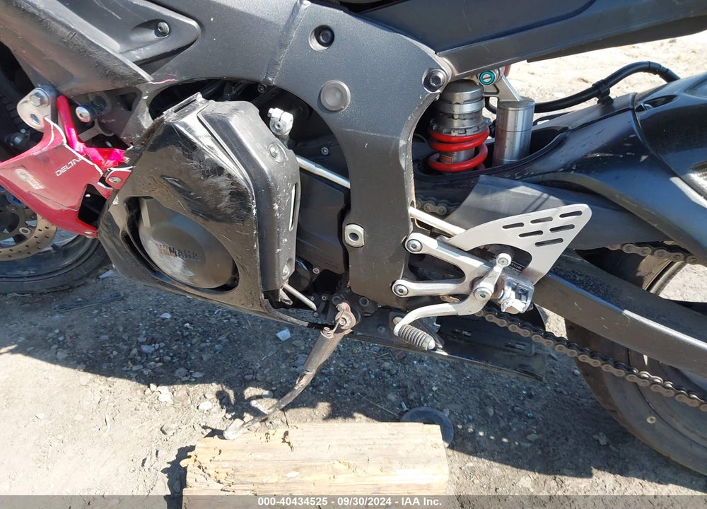 2004 YAMAHA YZFR6 L VIN: JYARJ06Y24A003107