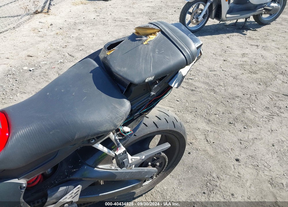 2004 YAMAHA YZFR6 L VIN: JYARJ06Y24A003107
