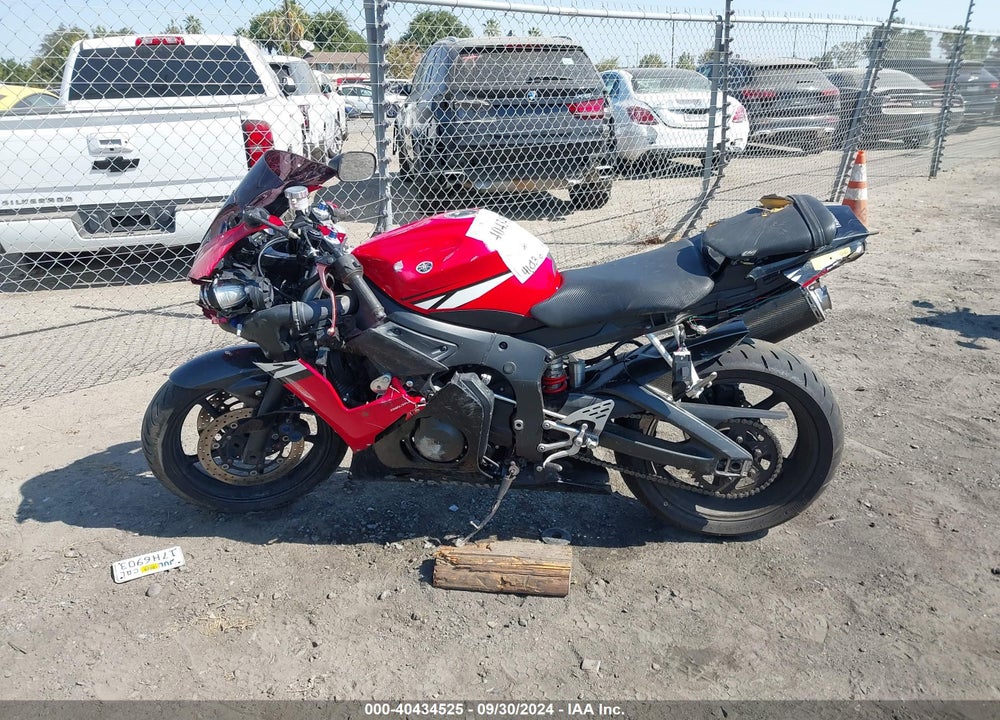 2004 YAMAHA YZFR6 L VIN: JYARJ06Y24A003107