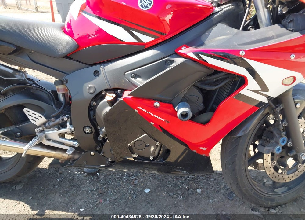 2004 YAMAHA YZFR6 L VIN: JYARJ06Y24A003107