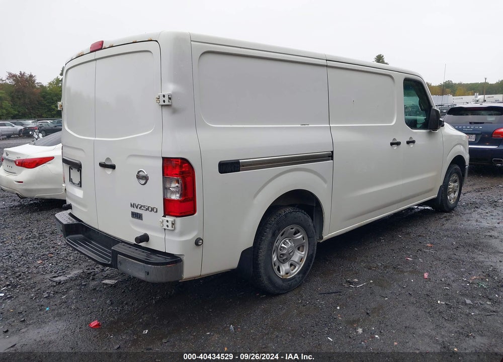 2013 NISSAN NV CARGO NV2500 HD SV V8 VIN: 1N6AF0KY9DN112727