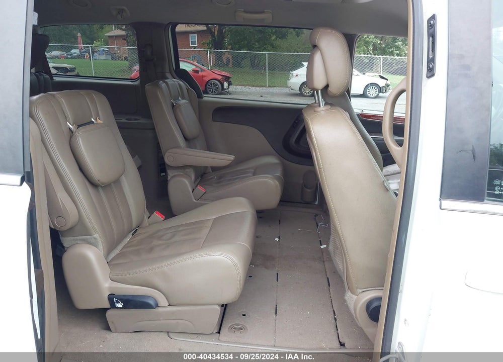 2014 CHRYSLER TOWN & COUNTRY TOURING VIN: 2C4RC1BG6ER441515