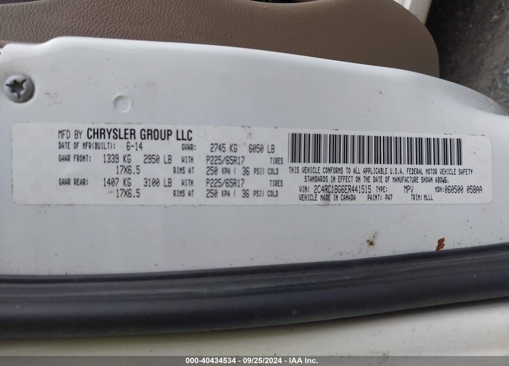 2014 CHRYSLER TOWN & COUNTRY TOURING VIN: 2C4RC1BG6ER441515