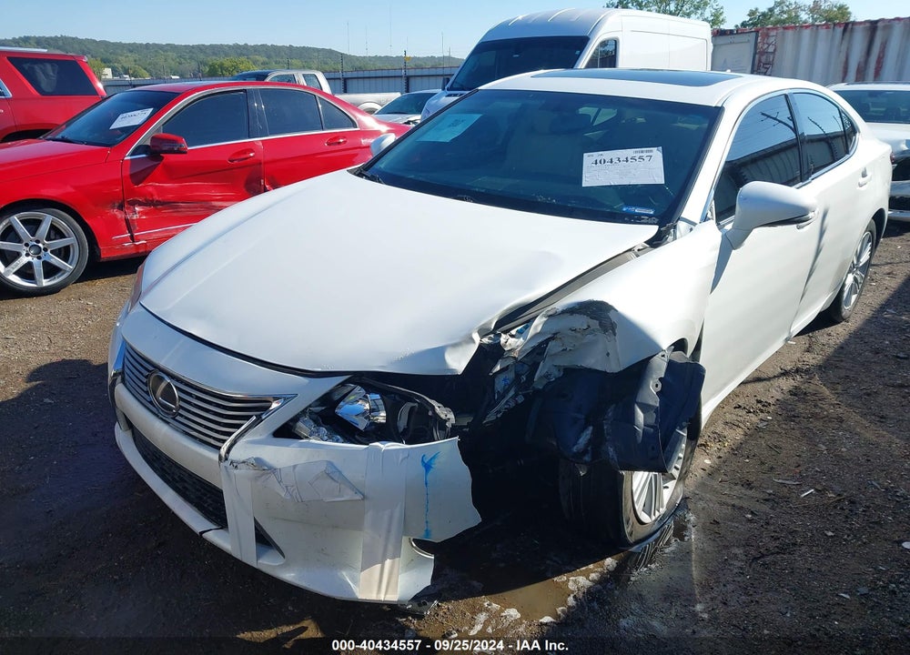 2013 LEXUS ES 350 VIN: JTHBK1GGXD2062526