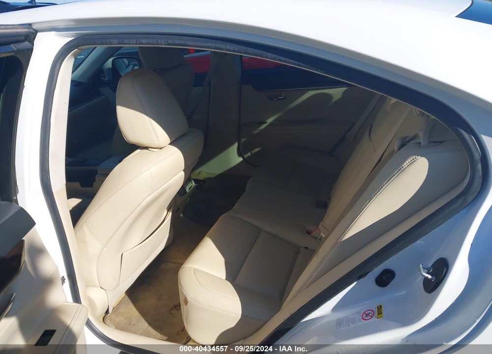 2013 LEXUS ES 350 VIN: JTHBK1GGXD2062526