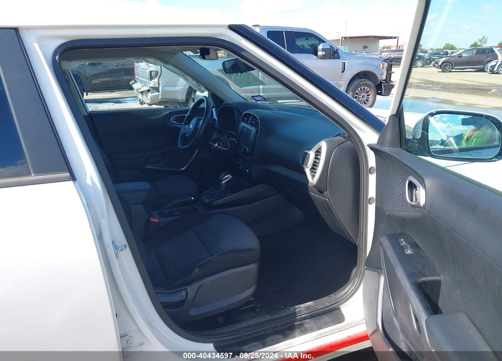 2020 KIA SOUL GT LINE VIN: KNDJ63AU1L7703950