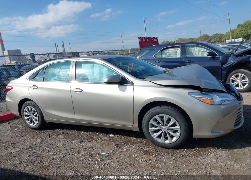 2017 TOYOTA CAMRY LE VIN: 4T1BF1FK1HU308414
