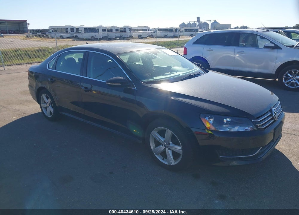 2012 VOLKSWAGEN PASSAT 2.5L SE VIN: 1VWBP7A35CC095824