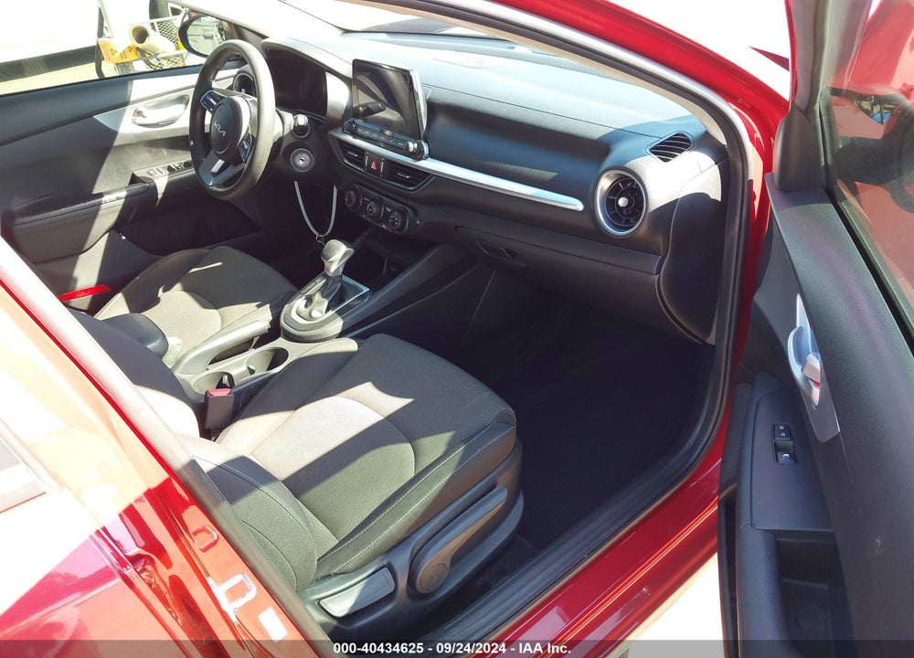 2022 KIA FORTE LXS VIN: 3KPF24AD5NE495243