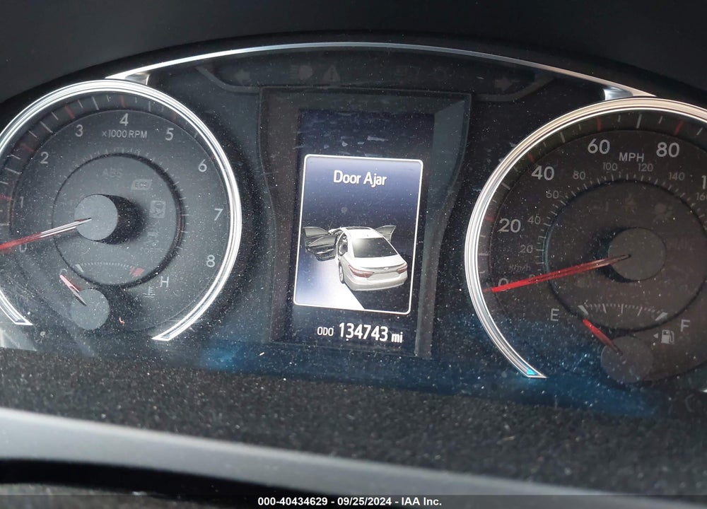 2016 TOYOTA CAMRY SE VIN: 4T1BF1FK5GU206323