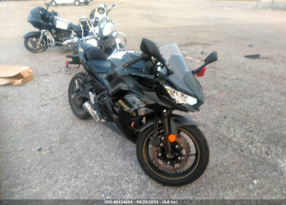 2024 KAWASAKI EX650 R VIN: ML5EXER11RDAD4053