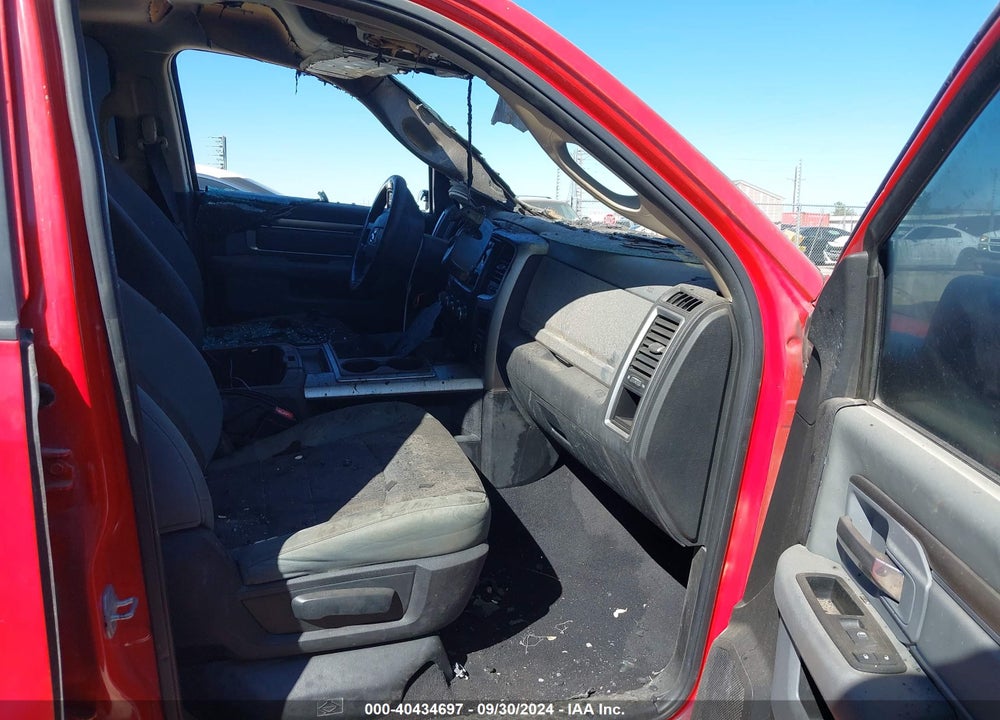 2015 RAM 1500 BIG HORN VIN: 1C6RR6GG5FS561334