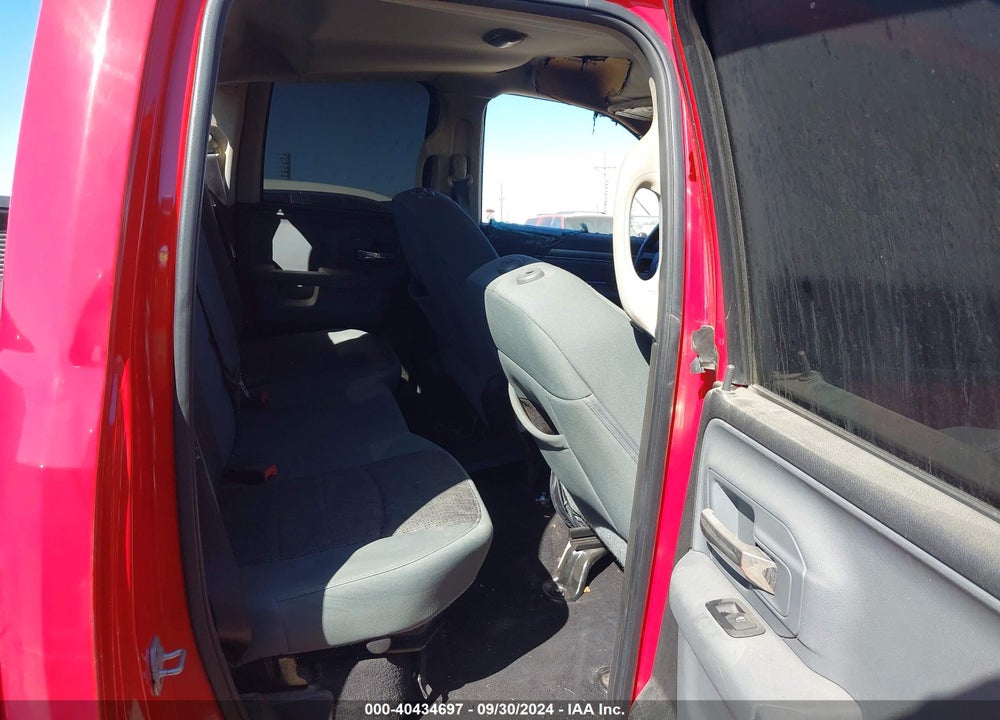 2015 RAM 1500 BIG HORN VIN: 1C6RR6GG5FS561334
